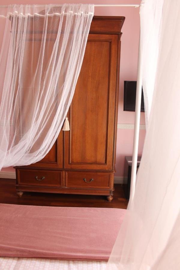 Le Sorelle Couette-café